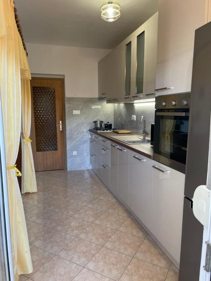 Apartments Nino Seget Vranjica Exterior photo