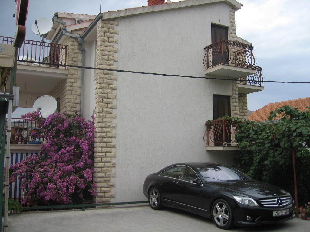 Apartments Nino Seget Vranjica Exterior photo
