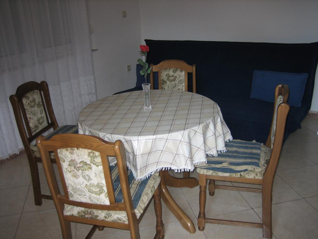 Apartments Nino Seget Vranjica Room photo